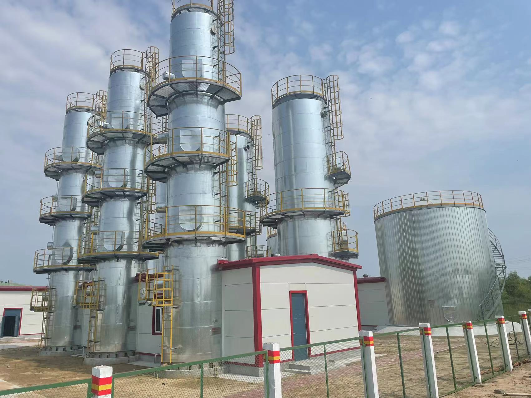 111521904.jpg 111521904.jpg